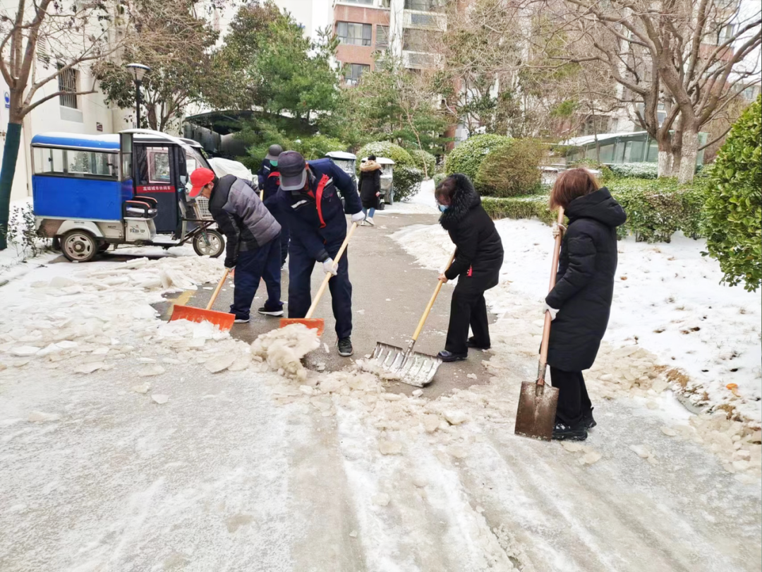 魯商服務(wù)全面開展“戰(zhàn)風(fēng)雪 保通暢”行動